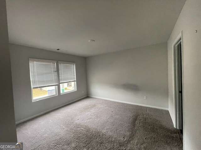 285 Ne Oakwood Drive Ne Property Photo 4