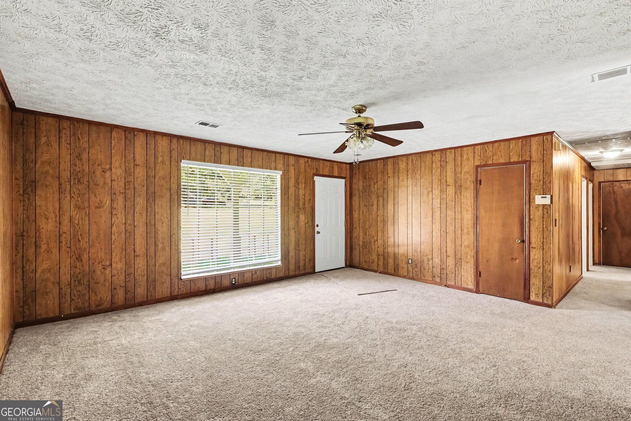 8220 Englewood Trail Property Photo 12