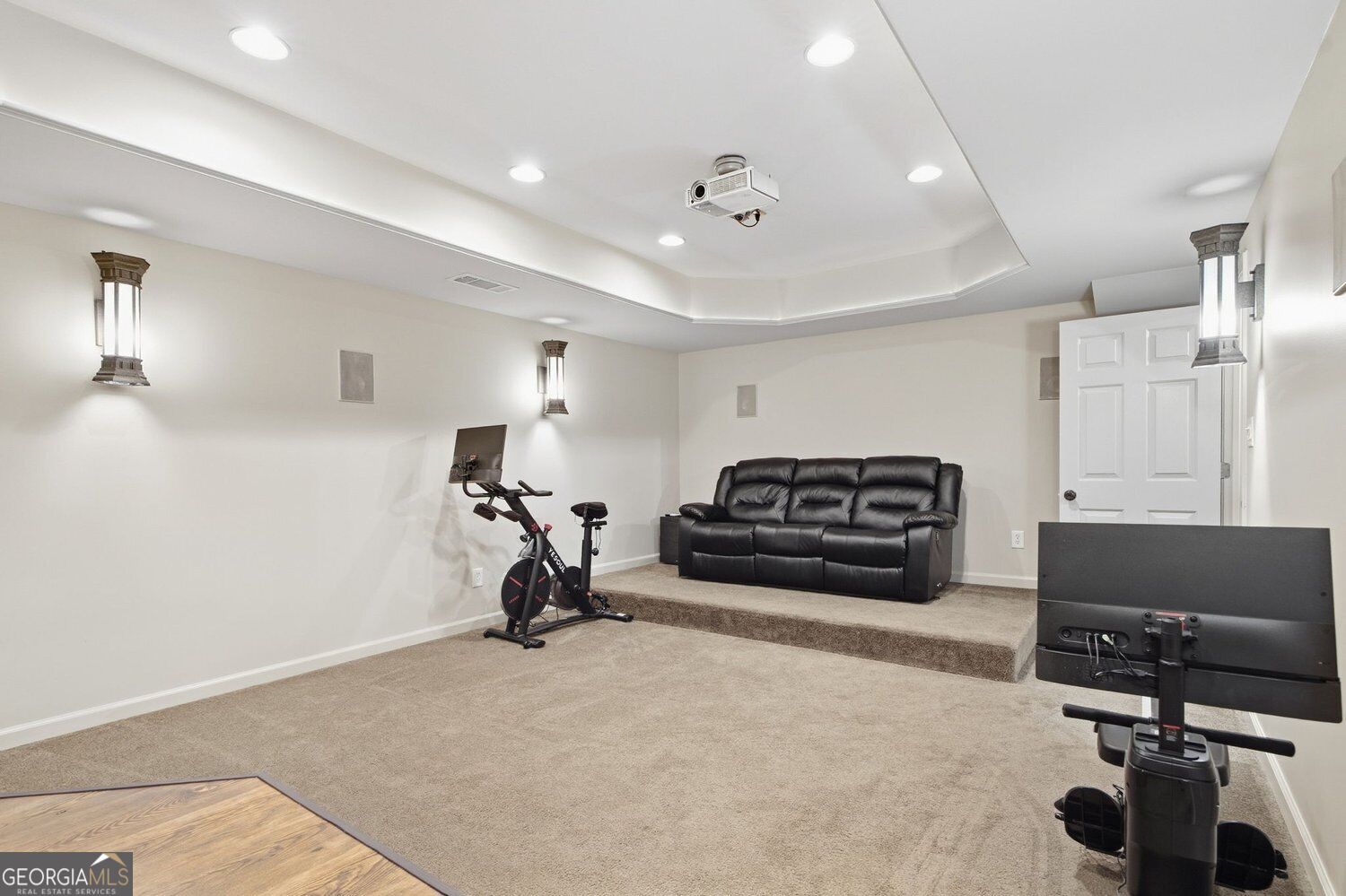 4705 N River Drive Property Photo 43