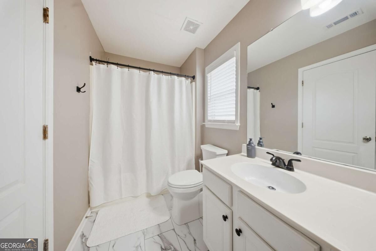1330 Ethans Way Property Photo 28