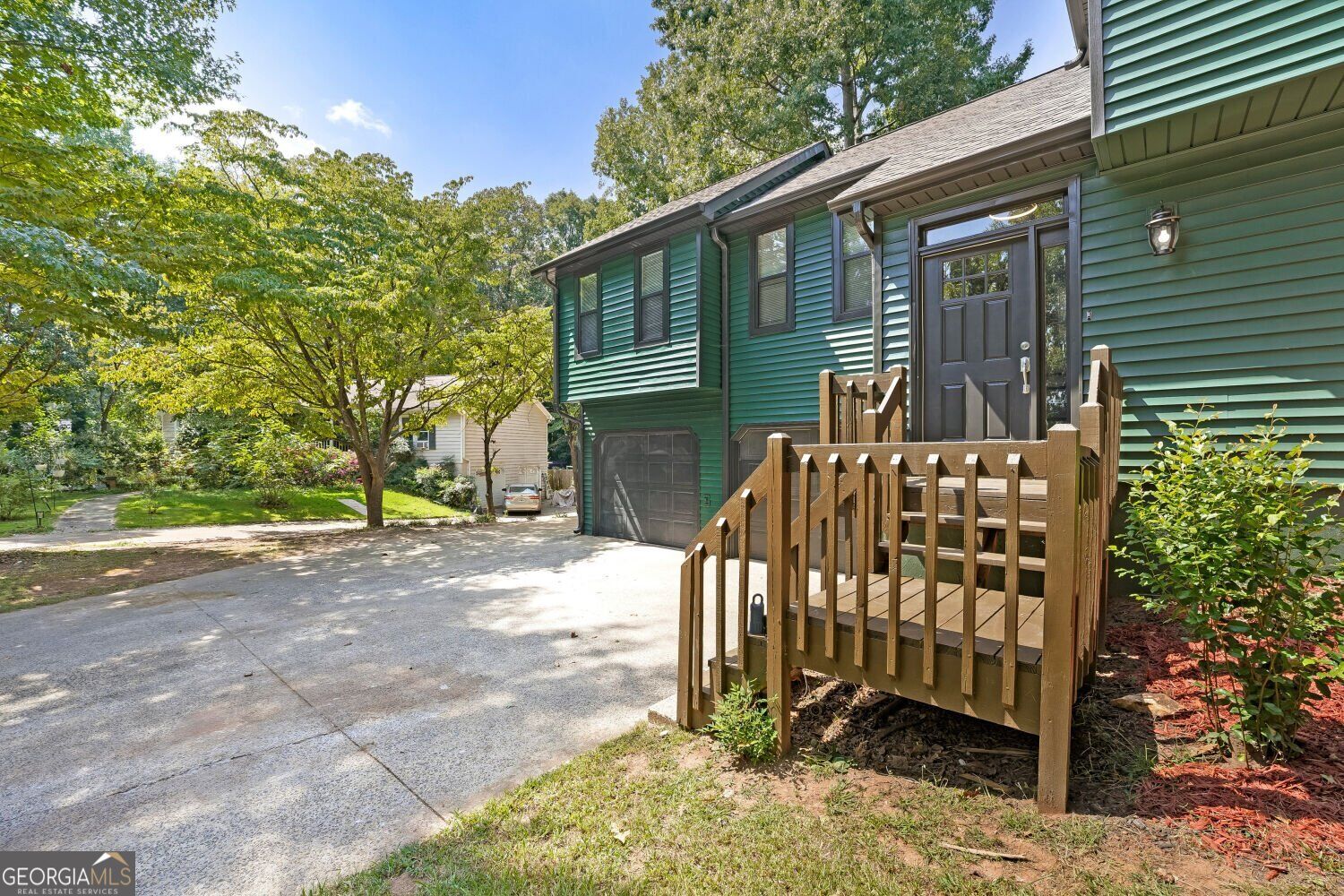 972 Tyrell Drive Property Photo 4