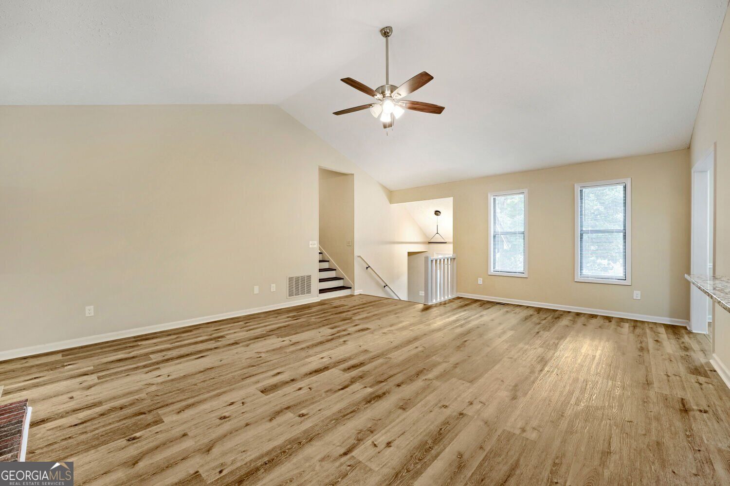 972 Tyrell Drive Property Photo 7