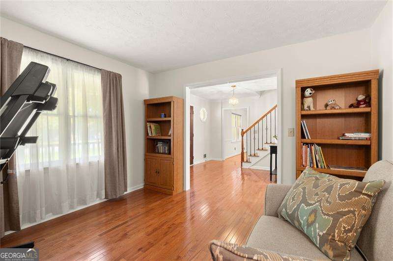 500 Senior Drive Property Photo 10
