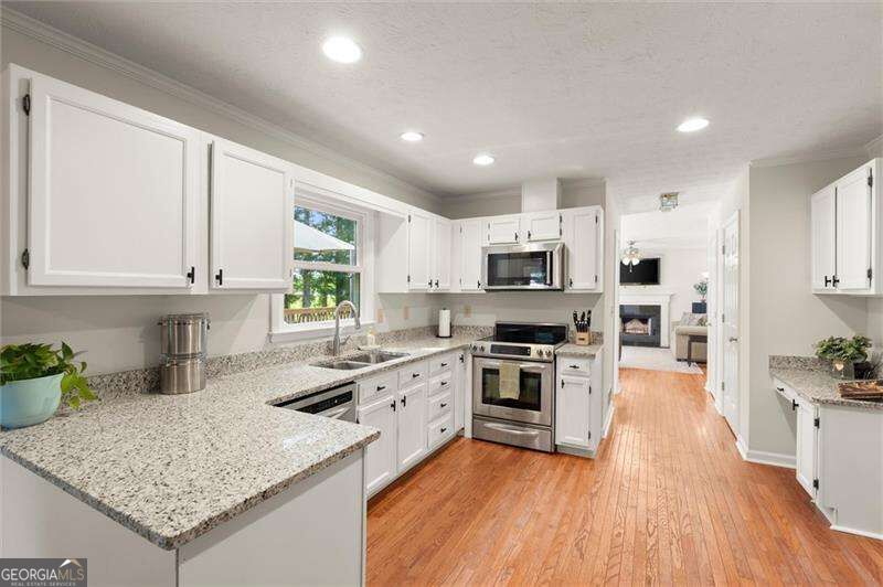 500 Senior Drive Property Photo 19