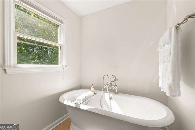 500 Senior Drive Property Photo 31