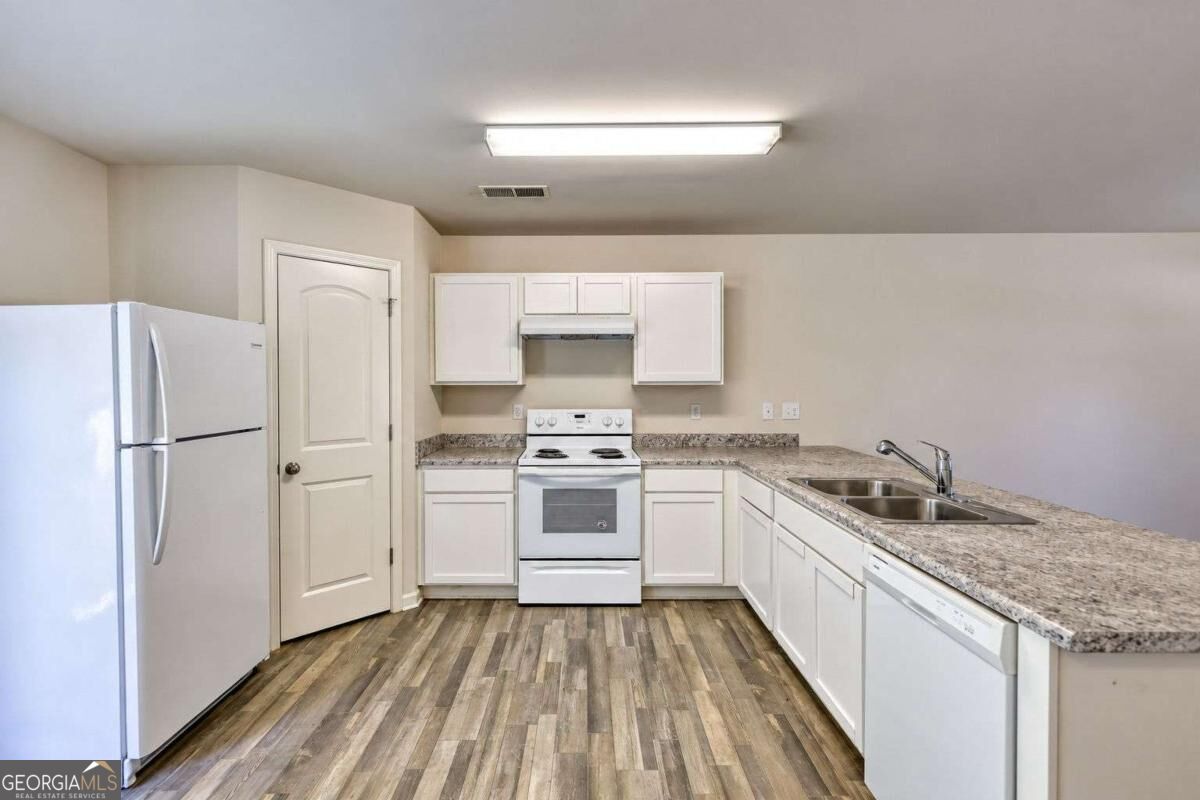 781 Dove Tree Lane Property Photo 11