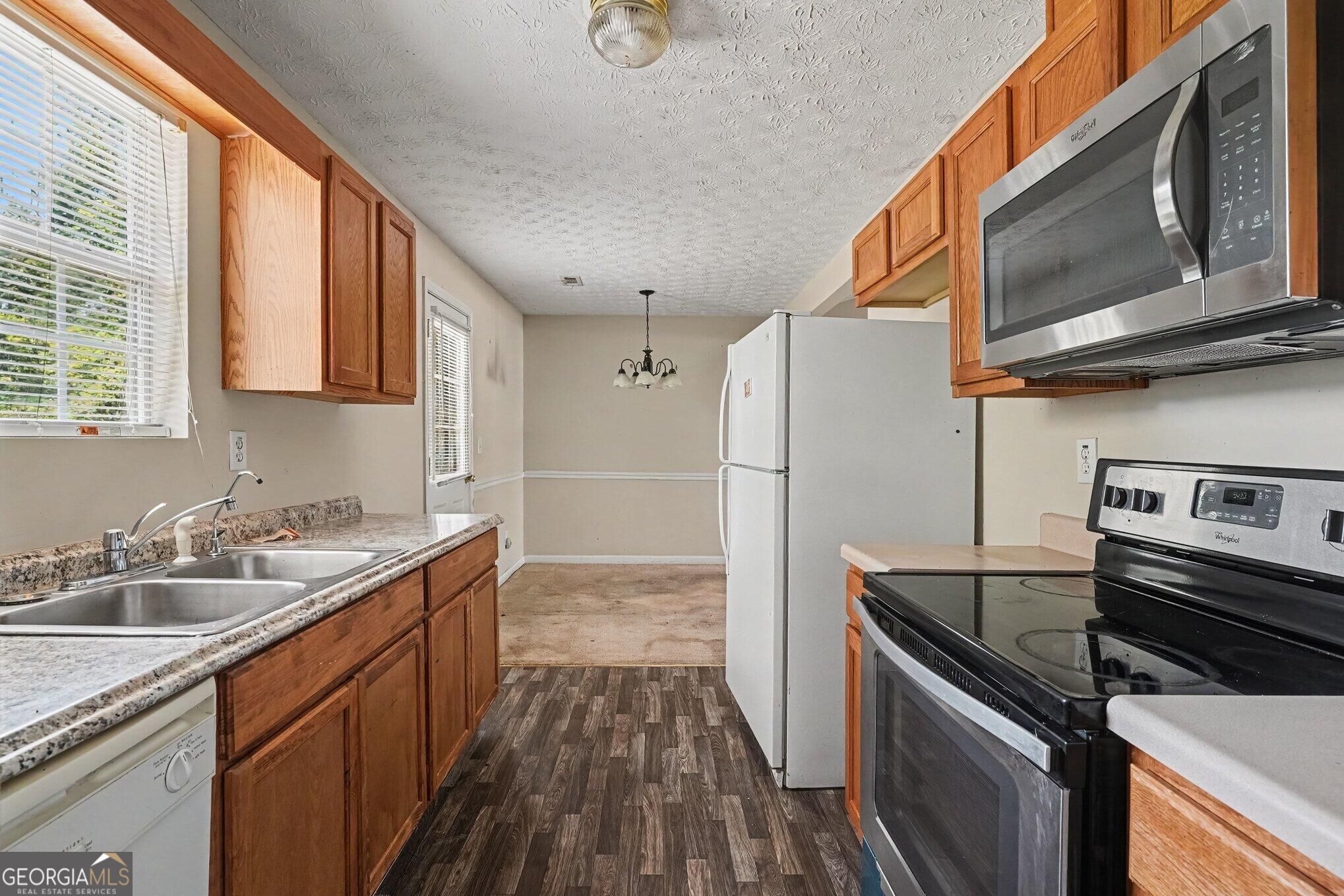 616 Forest Hill Path Property Photo 10