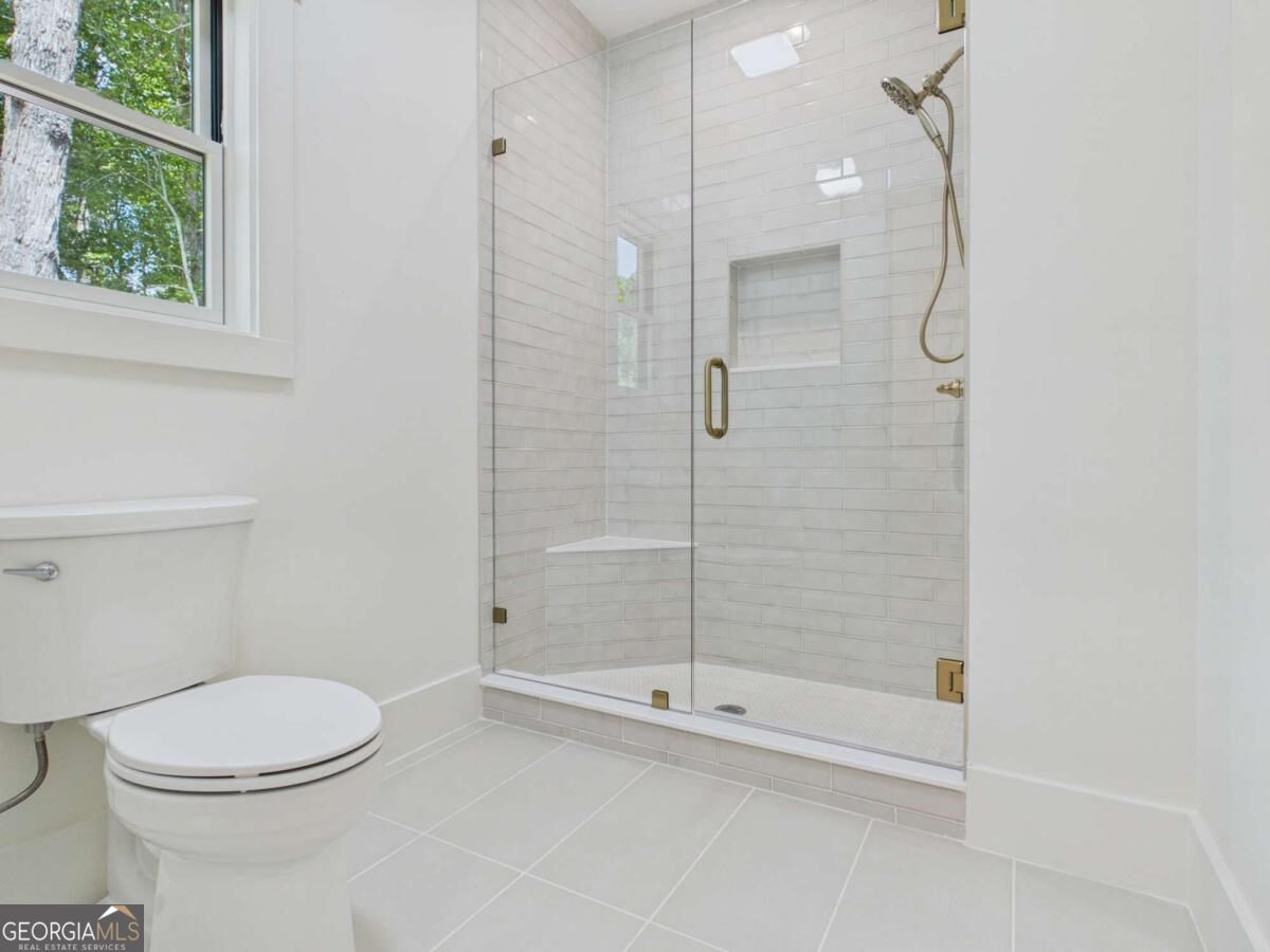 469 Oakwood Way Property Photo 15
