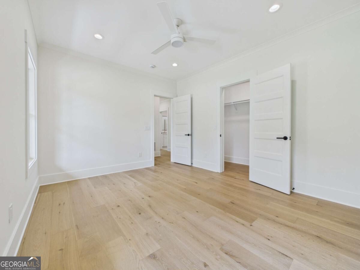 469 Oakwood Way Property Photo 17