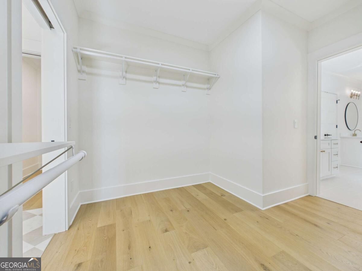 469 Oakwood Way Property Photo 42