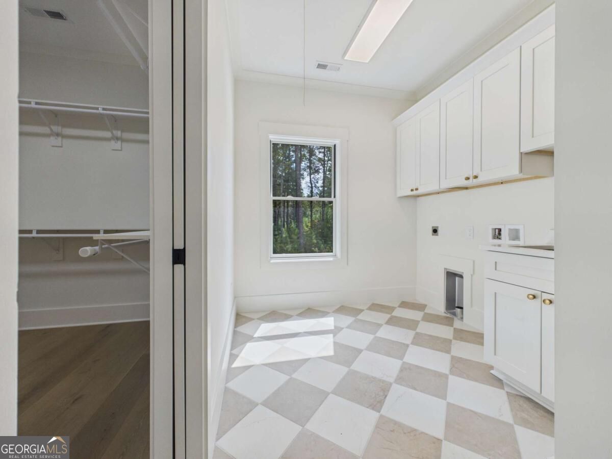 469 Oakwood Way Property Photo 43