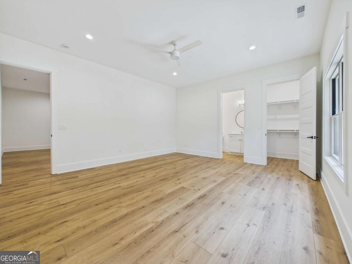 469 Oakwood Way Property Photo 52