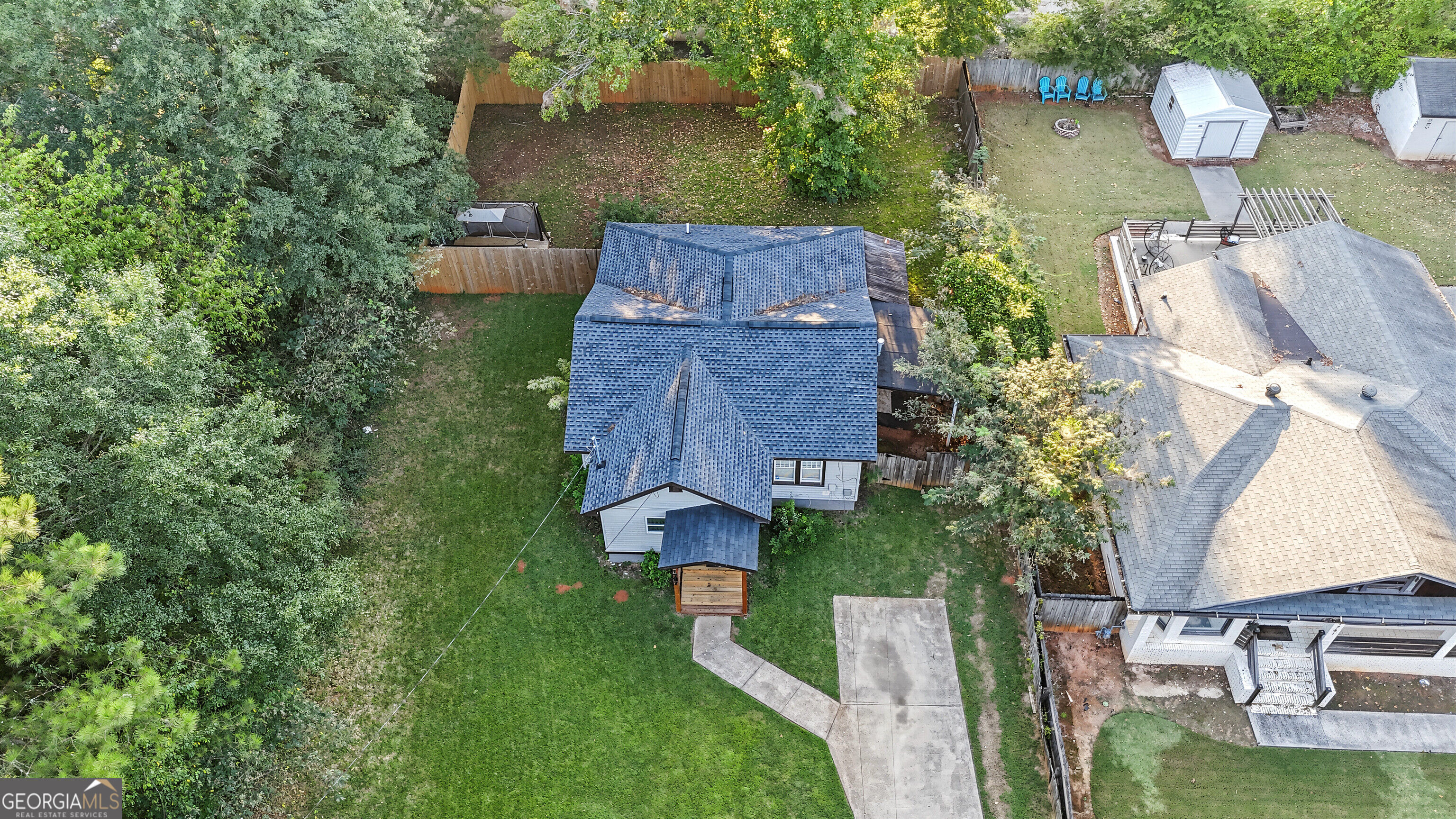 1787 Lynn Lane Property Photo 4