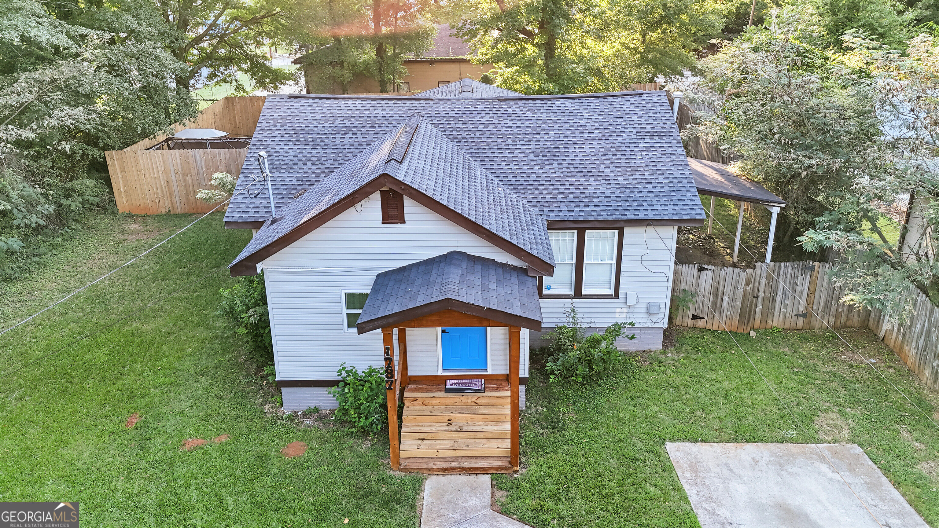 1787 Lynn Lane Property Photo 10
