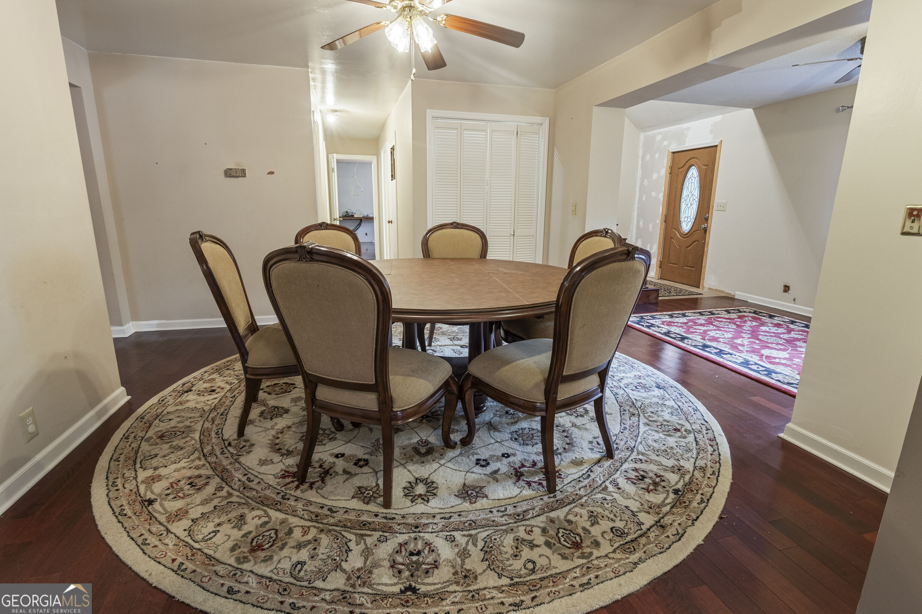 82 Walton Way Property Photo 5