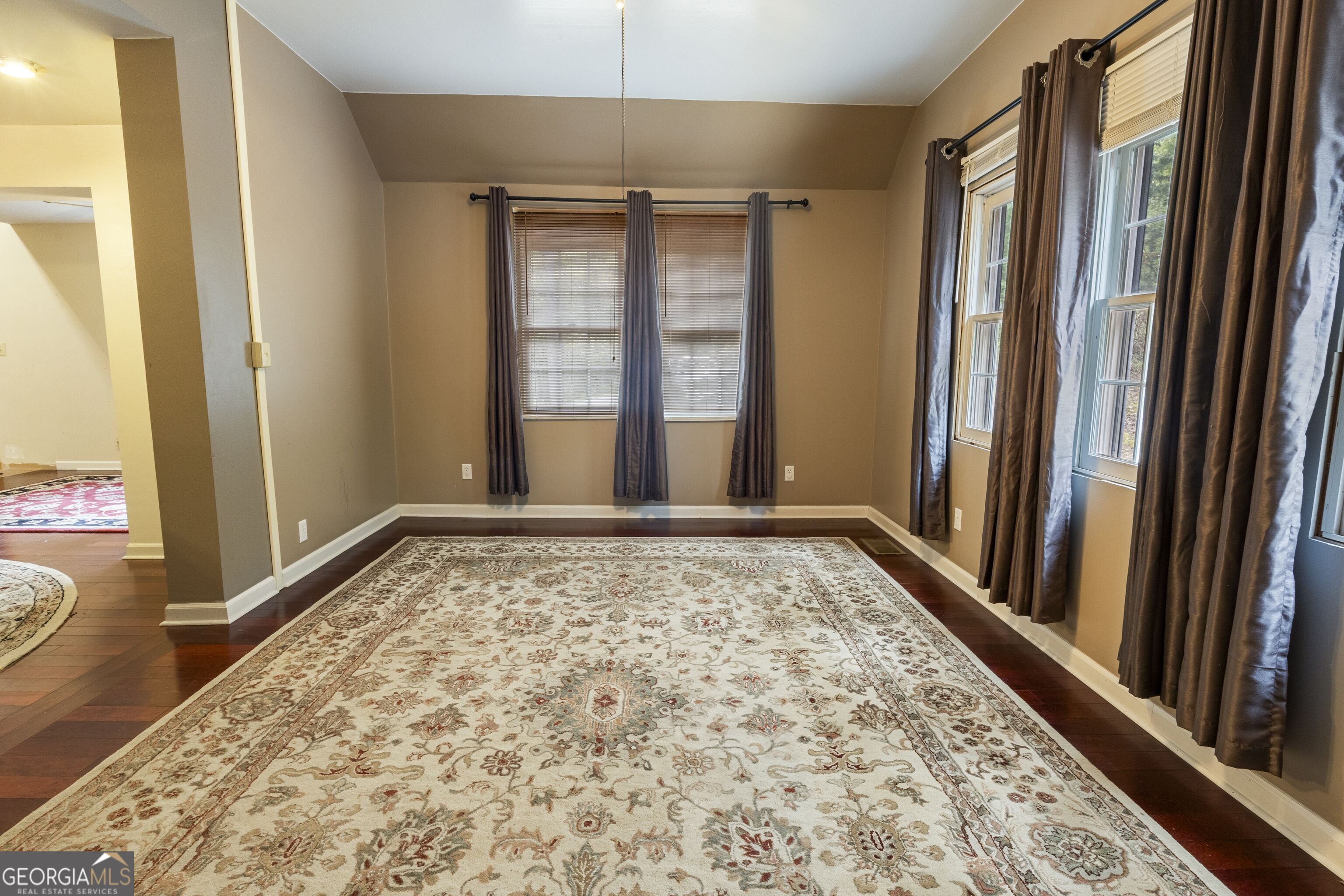 82 Walton Way Property Photo 6