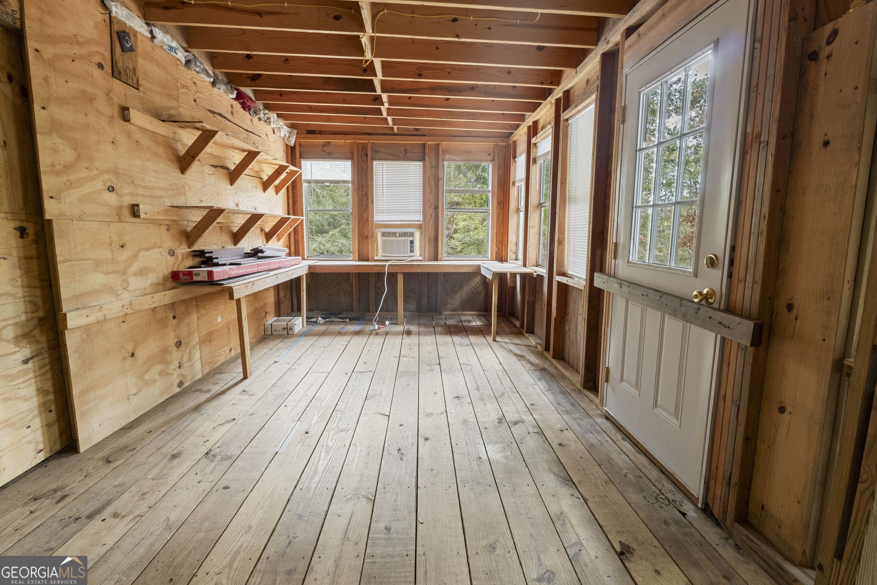 82 Walton Way Property Photo 11
