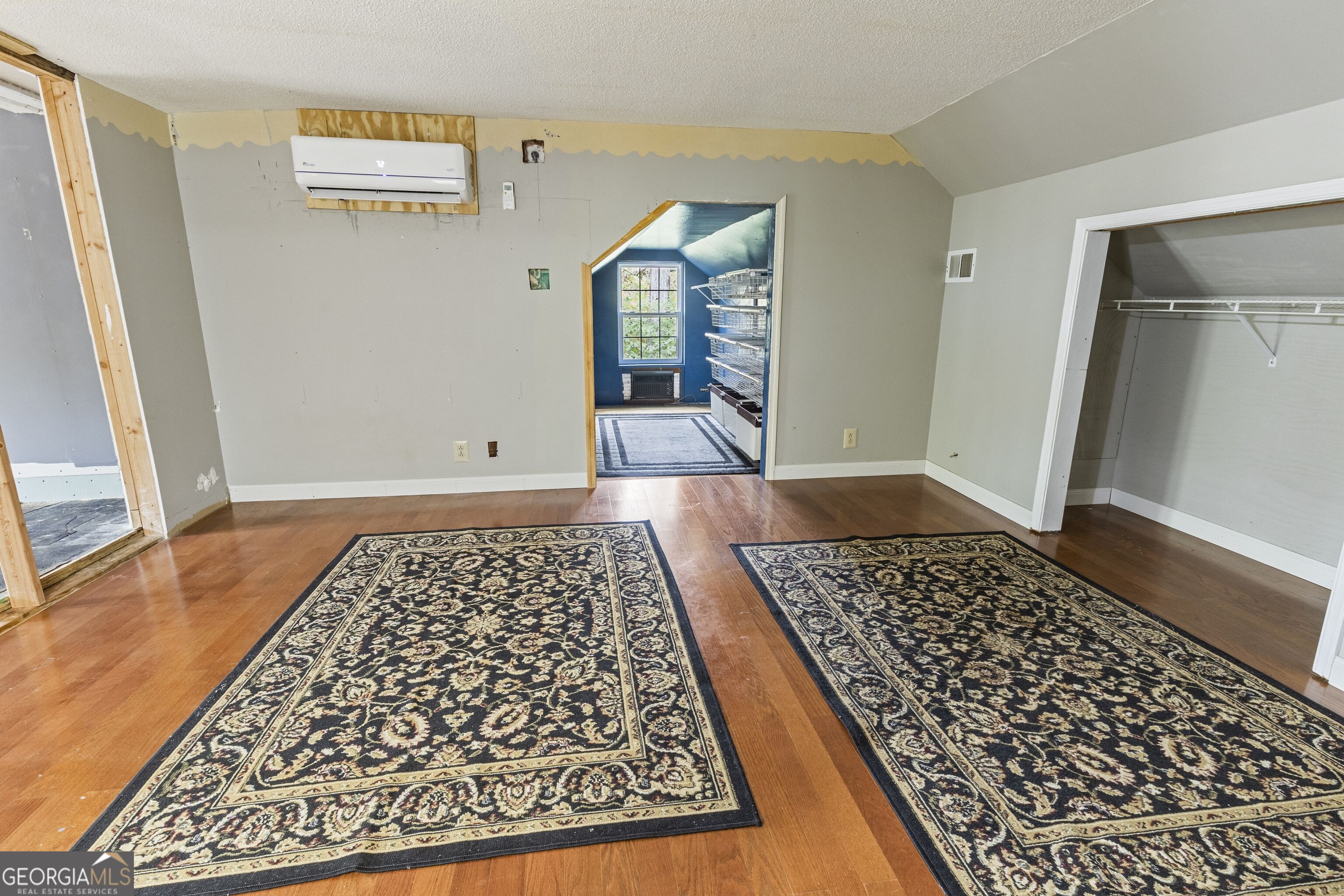 82 Walton Way Property Photo 19