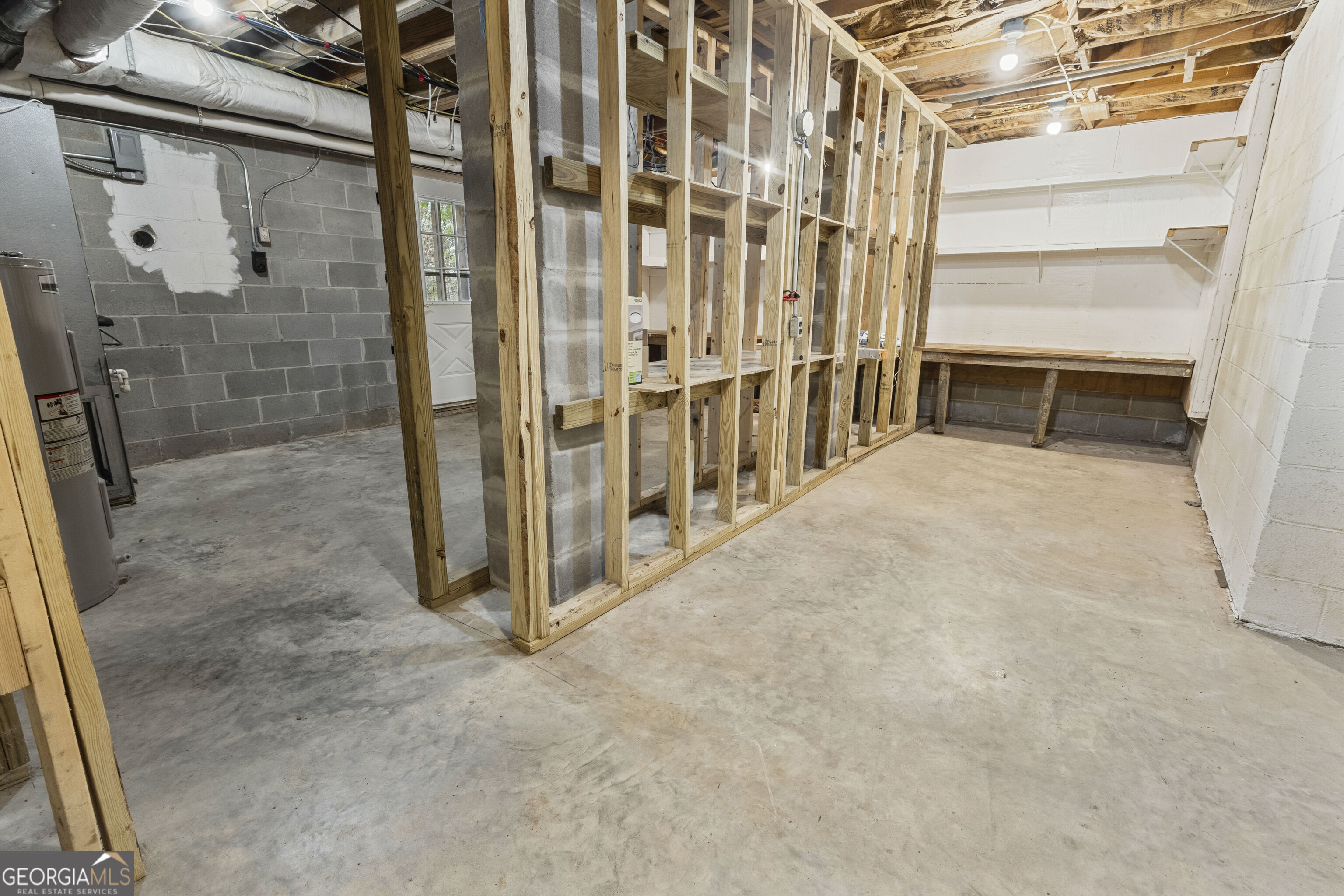 82 Walton Way Property Photo 24