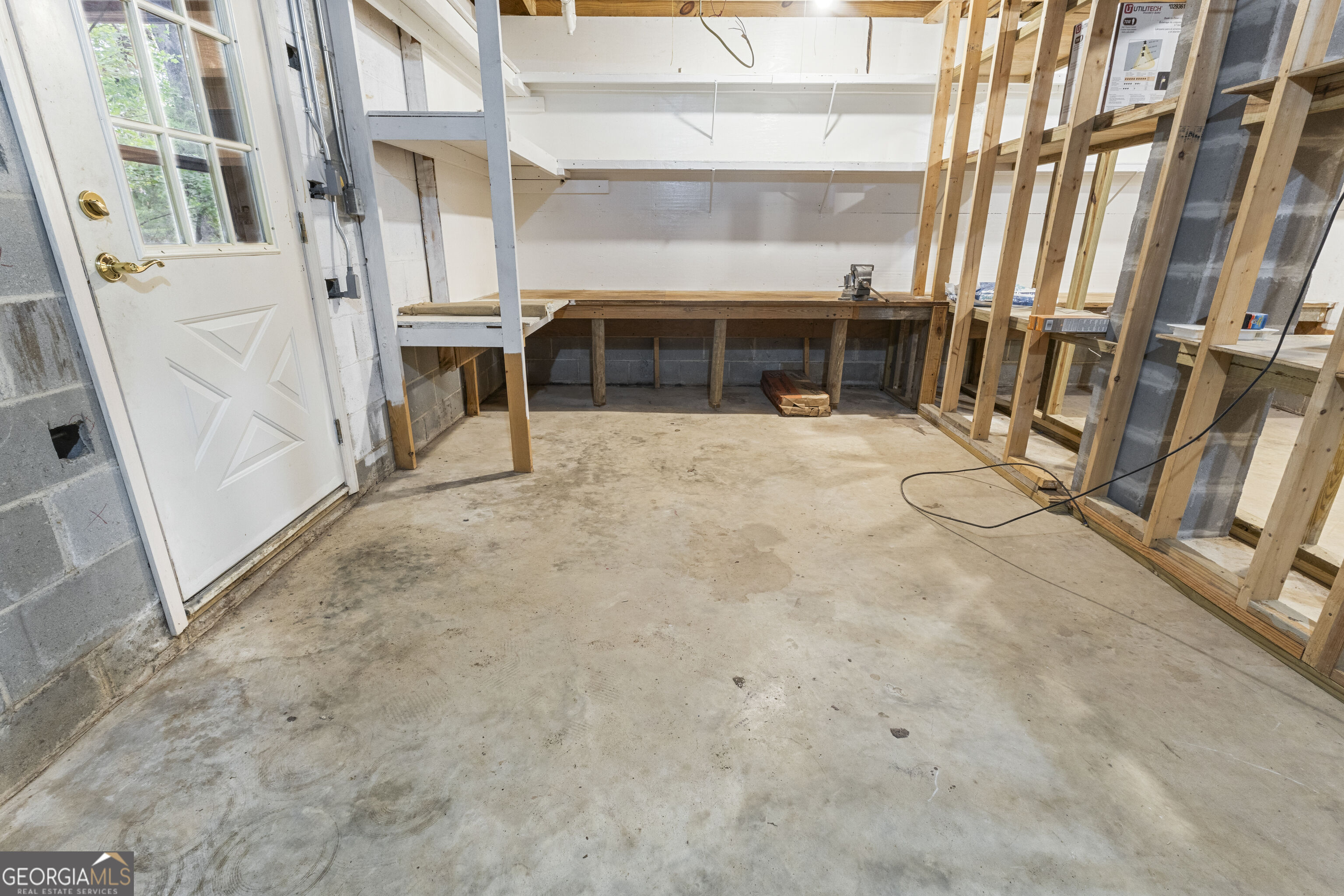 82 Walton Way Property Photo 25
