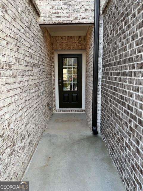 950 Sunny Lake Drive Property Photo 4