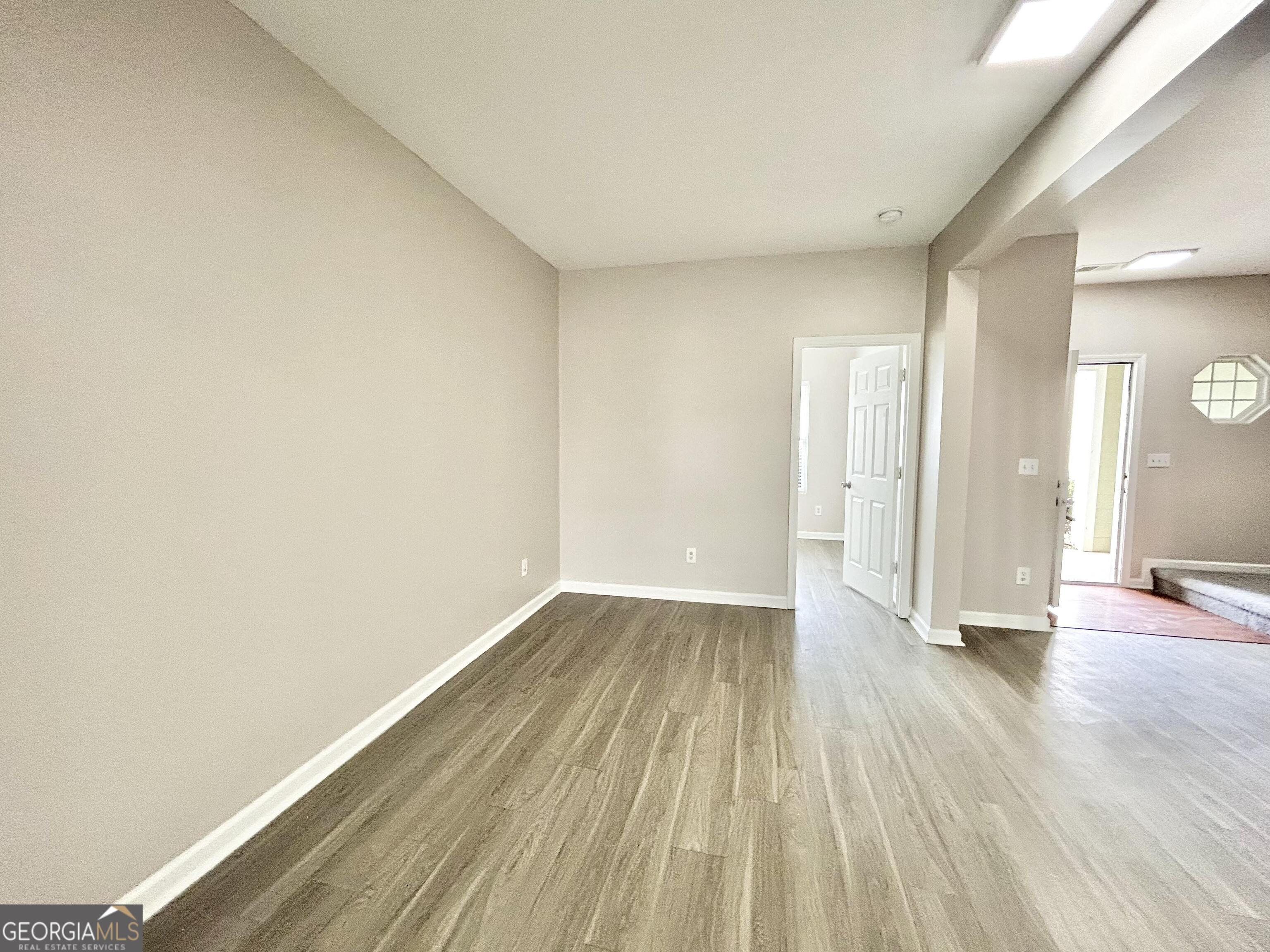 729 Wheel House Lane # B Property Photo 3