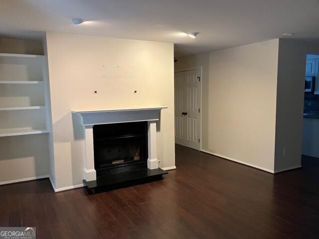 908 Woodcliff Drive Property Photo 5
