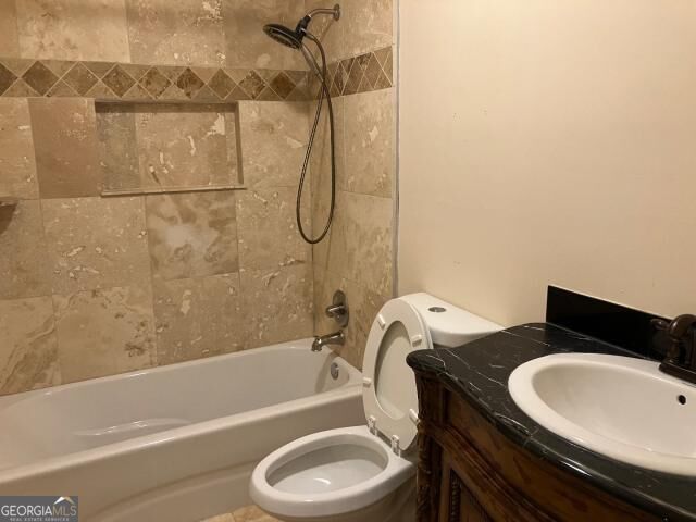 908 Woodcliff Drive Property Photo 10