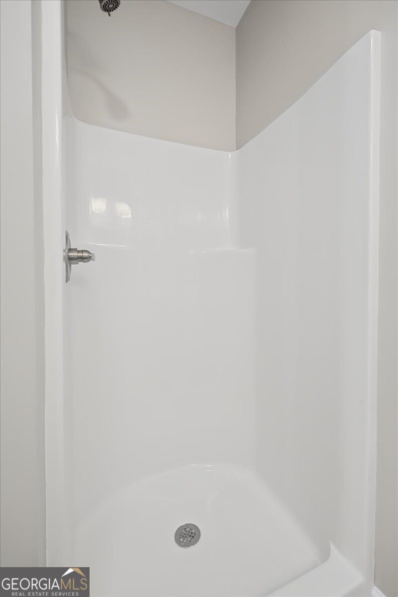 6 E 3rd Street Property Photo 20