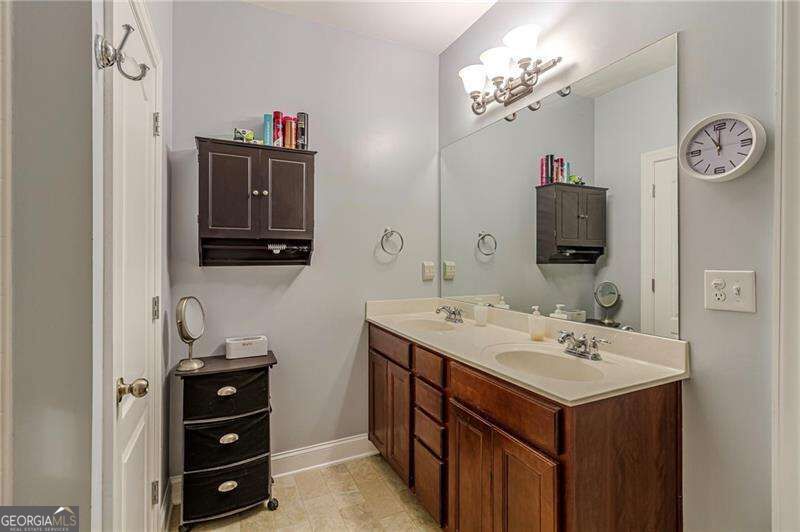 284 Autry Mill Lane Property Photo 32
