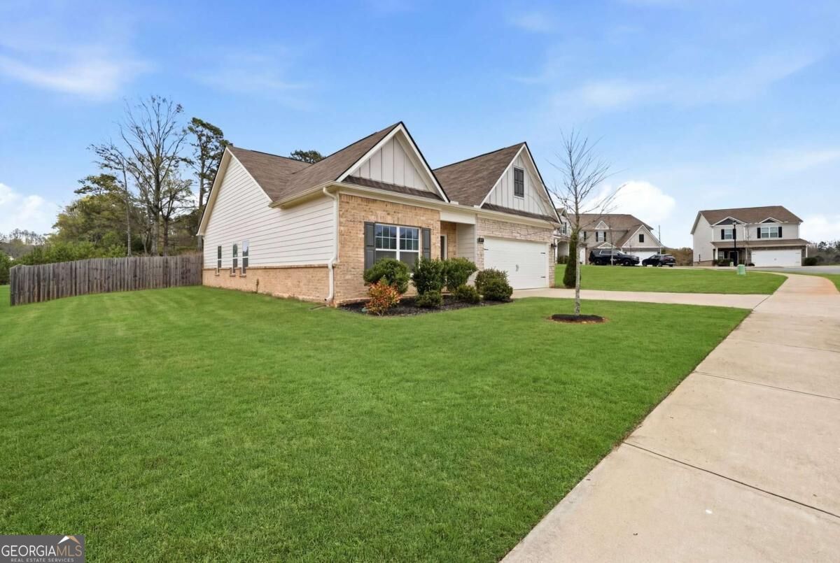 176 Innis Brook Circle Property Photo 7