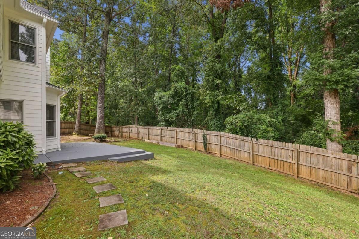 6010 Hampton Bluff Way Property Photo 2