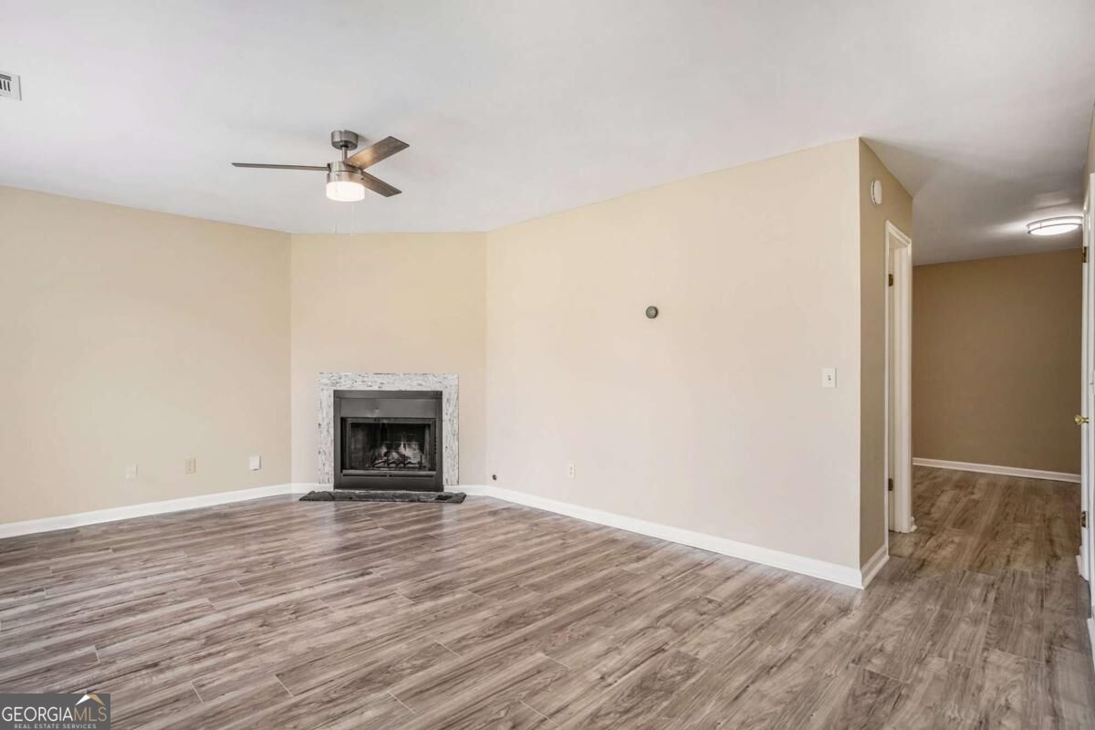 3602 Hopkins Court Property Photo 6