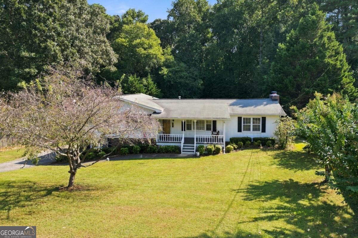 218 King Arthur Drive Property Photo 1