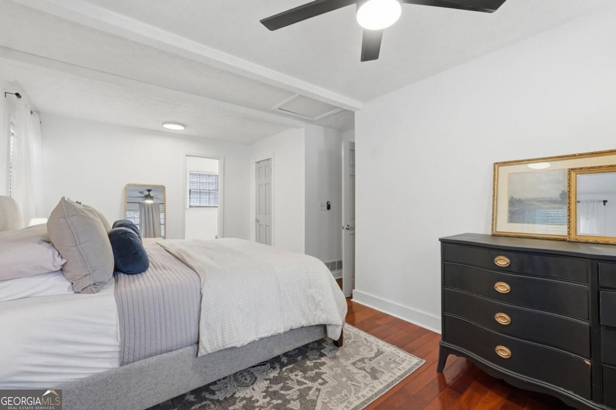 218 King Arthur Drive Property Photo 11