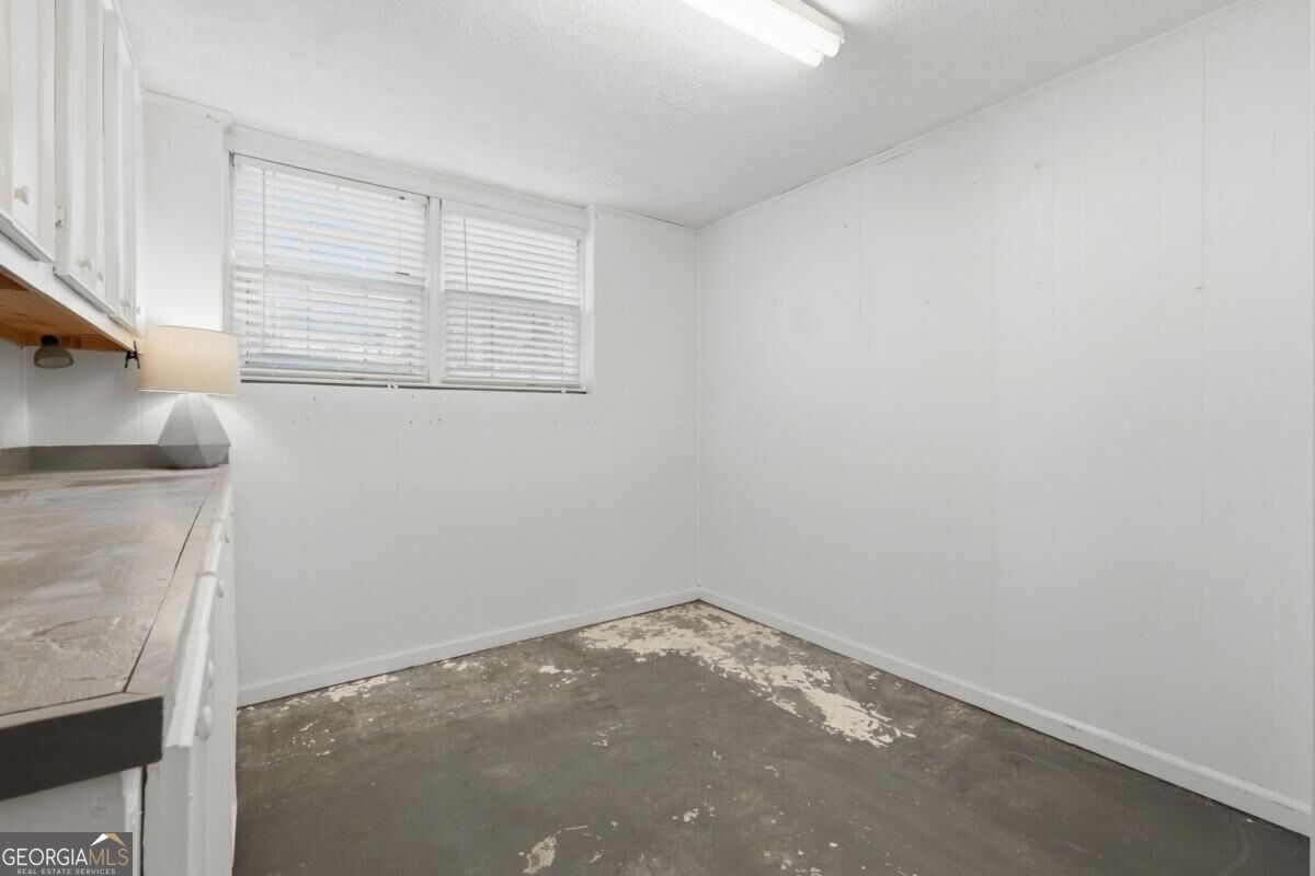 218 King Arthur Drive Property Photo 32