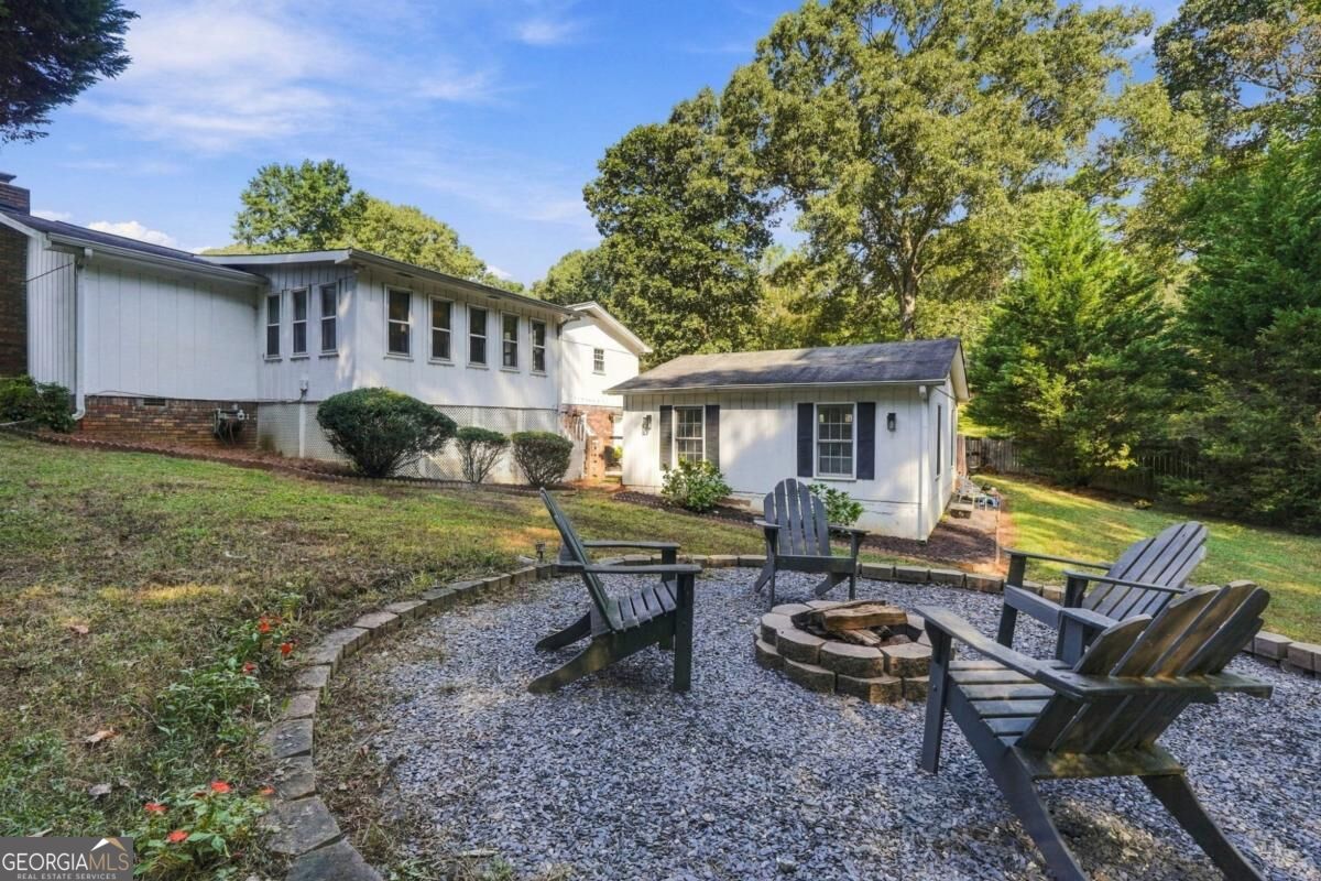 218 King Arthur Drive Property Photo 36