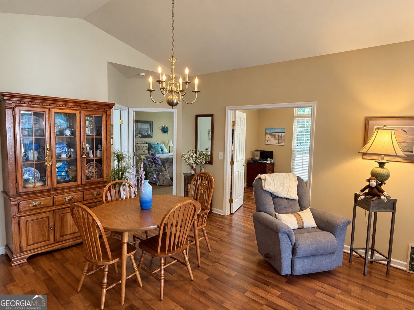 4293 Skyline View Property Photo 7