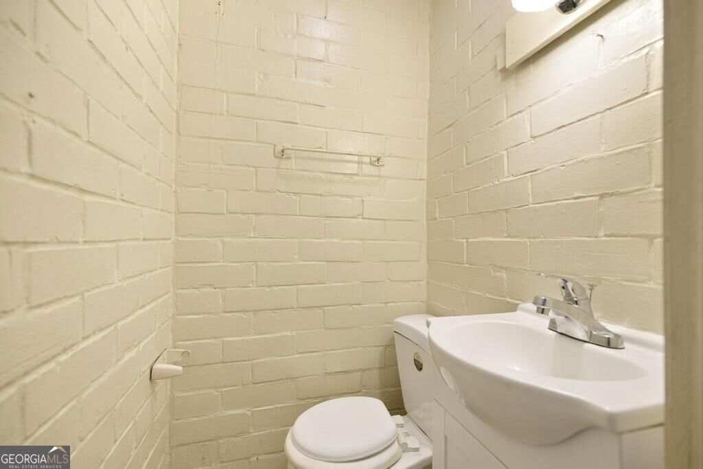 1340 Burton Avenue Property Photo 13