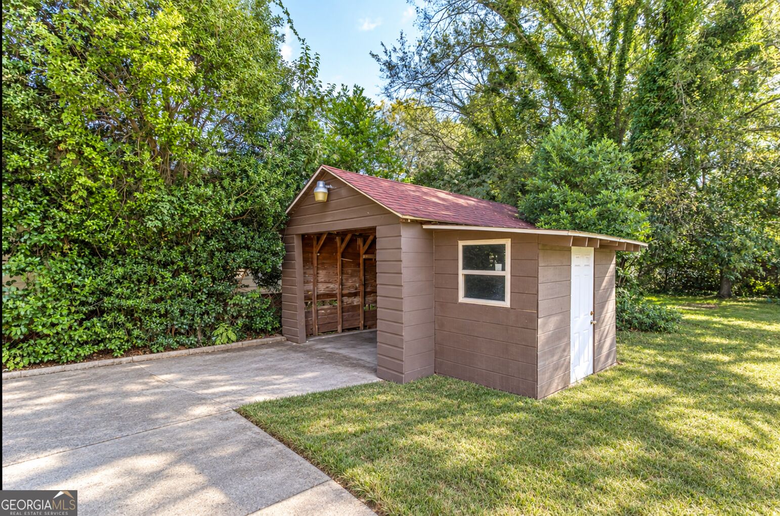 1340 Burton Avenue Property Photo 19