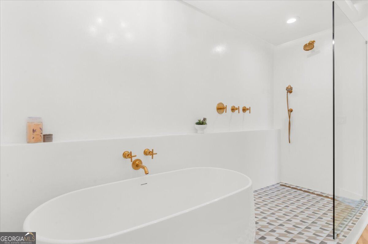 2881 Peachtree Road Ne Apt 2201 Property Photo 31