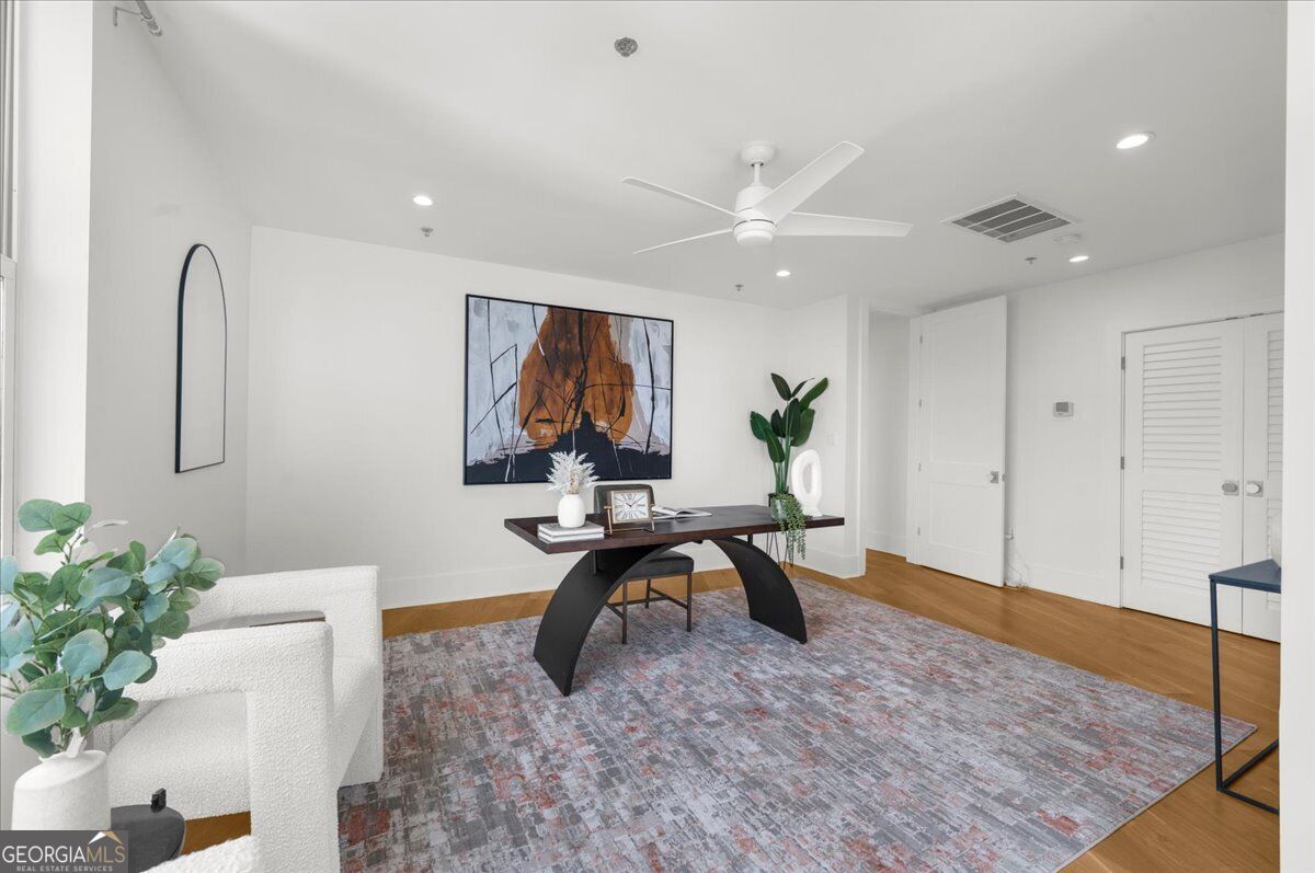 2881 Peachtree Road Ne Apt 2201 Property Photo 34