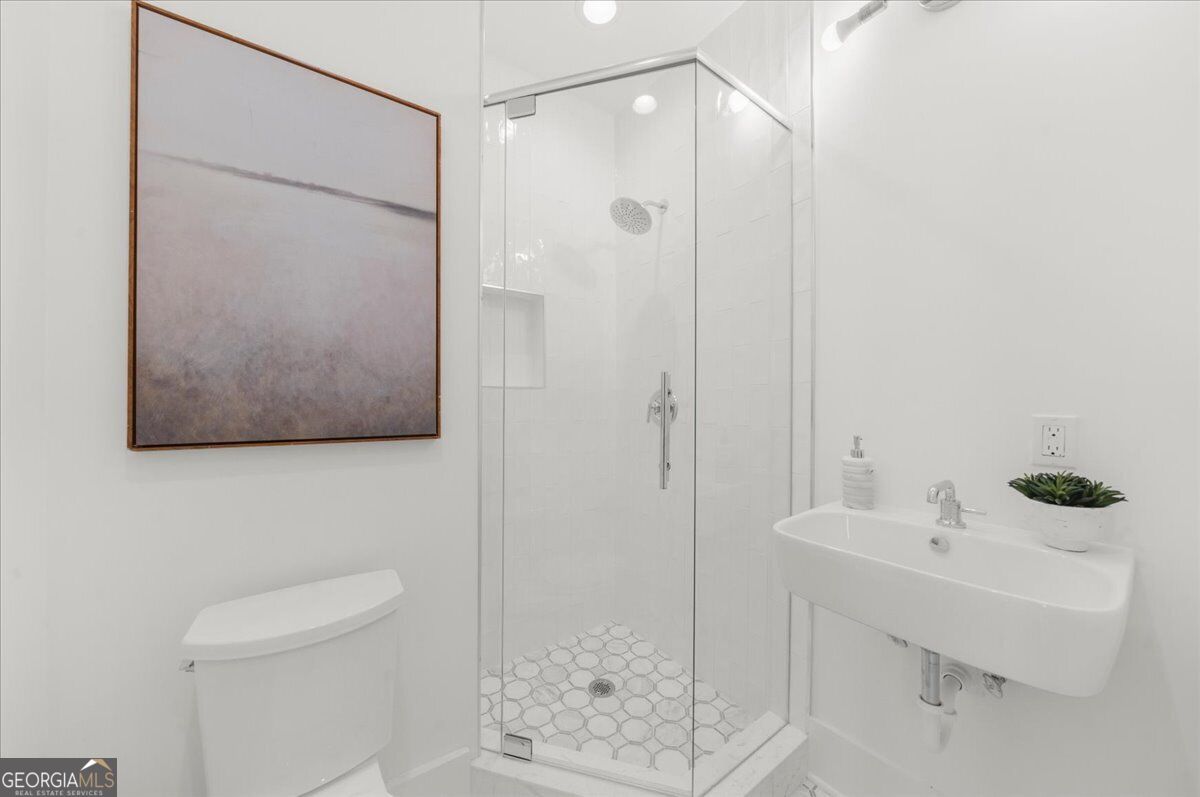 2881 Peachtree Road Ne Apt 2201 Property Photo 44