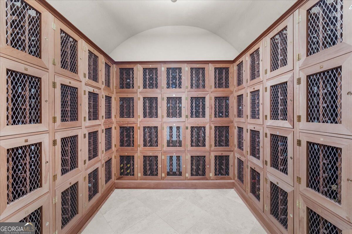 2881 Peachtree Road Ne Apt 2201 Property Photo 58