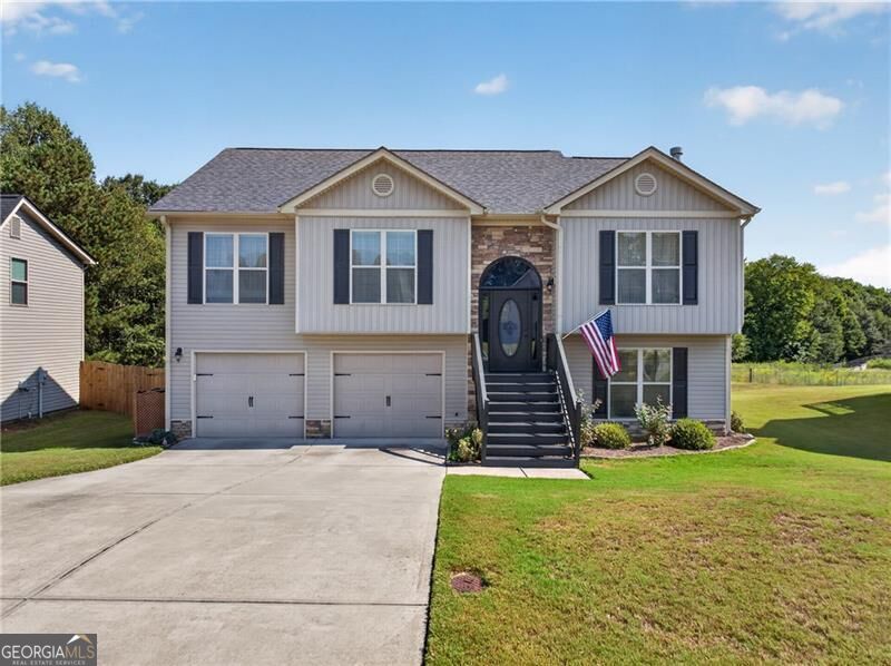 1690 Dillard Way Property Photo 1