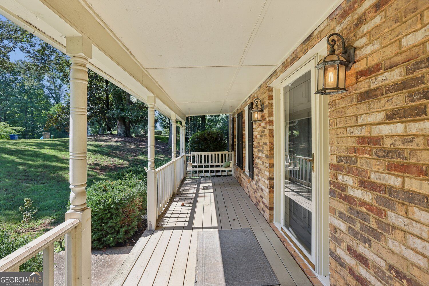 3832 Whitney Place Property Photo 2