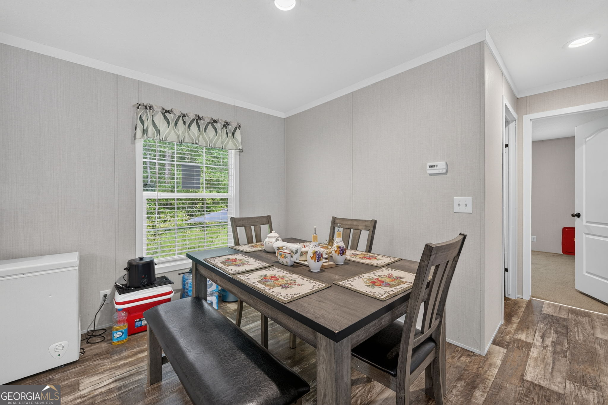 3930 Bartley Road Property Photo 9