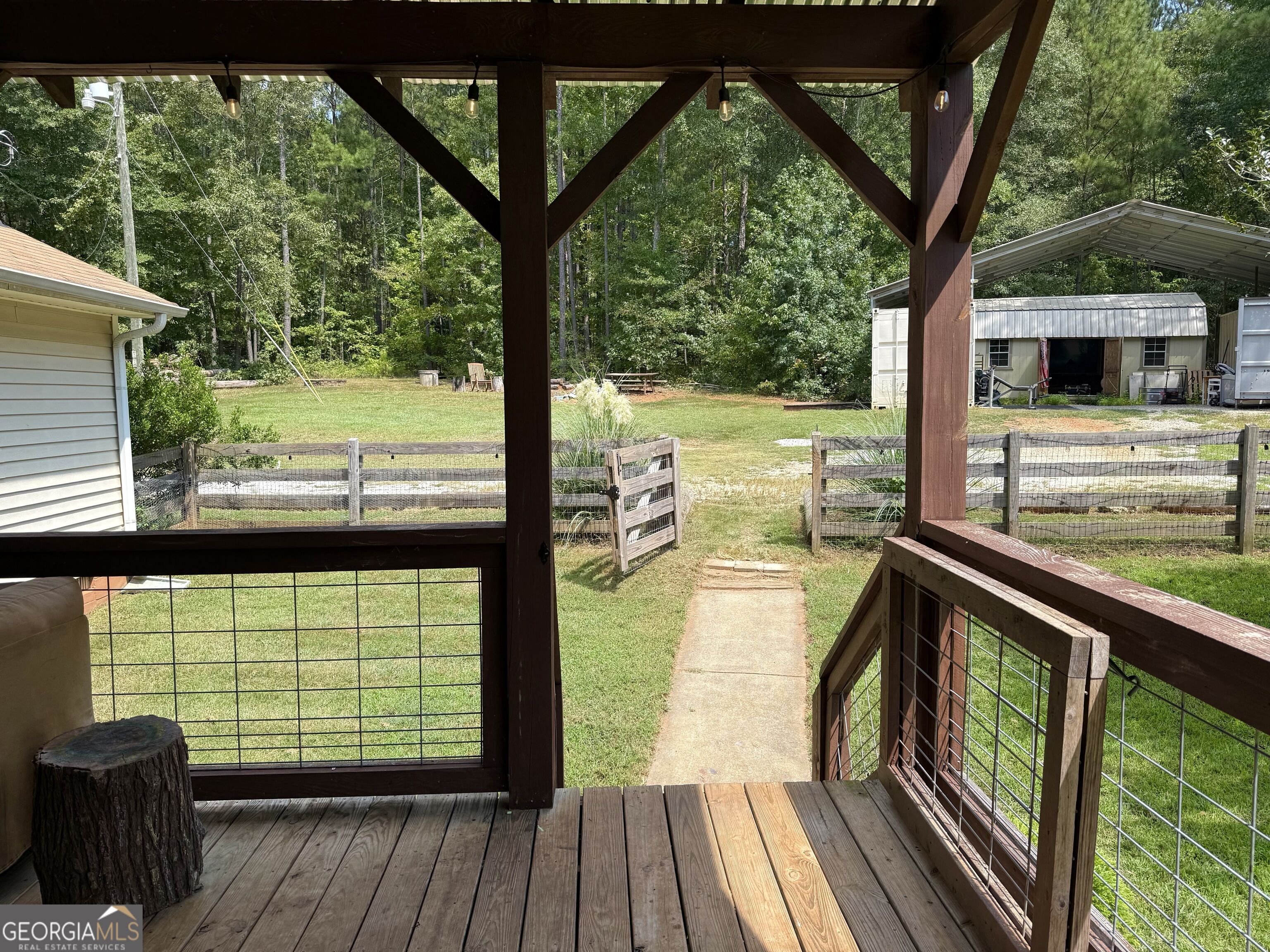 485 County Line Road W Property Photo 21