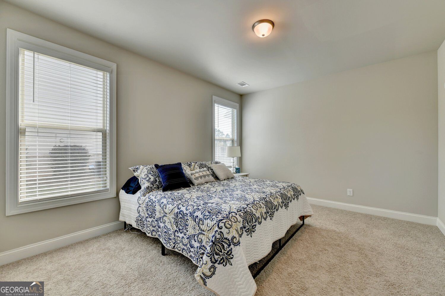 2037 Holland Creek Court Property Photo 18