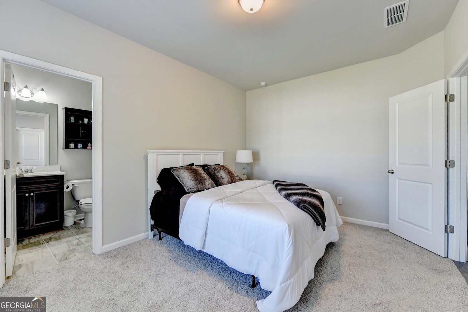 2037 Holland Creek Court Property Photo 33